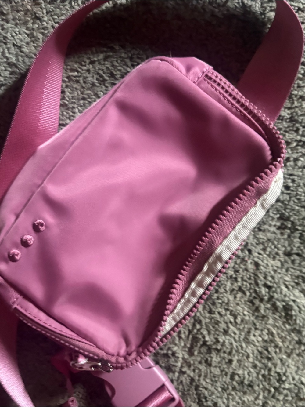 Sleek Pink Crossbody Belt Bag - Casual Hands-Free Carry